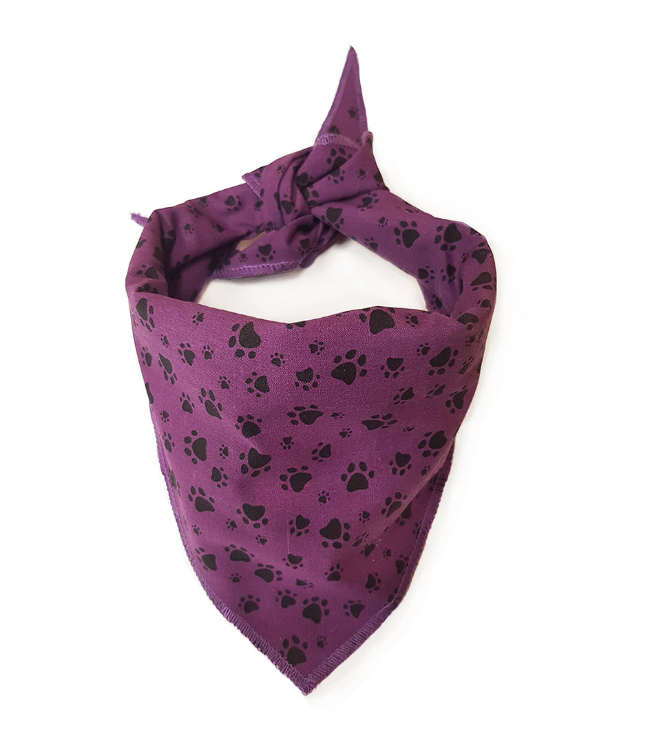 S3014 Black Pawprints Bandana, Purple