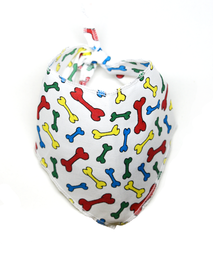 S3225 Bones Doggie Bandana, White