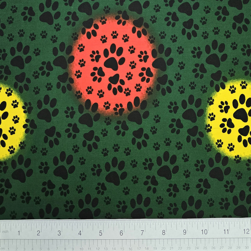 F7115 Paws Gradient, Green