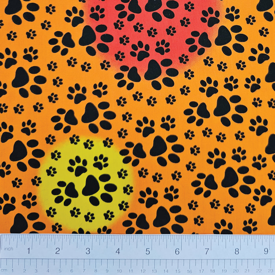 F7055 Paws Gradient Fabric, Orange