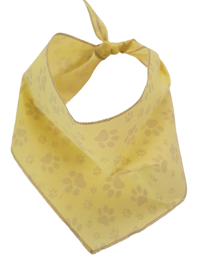S3083 Brown Pawprints Bandana, Beige