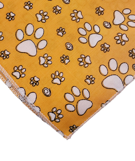 SQ3044 White Paws Bandana